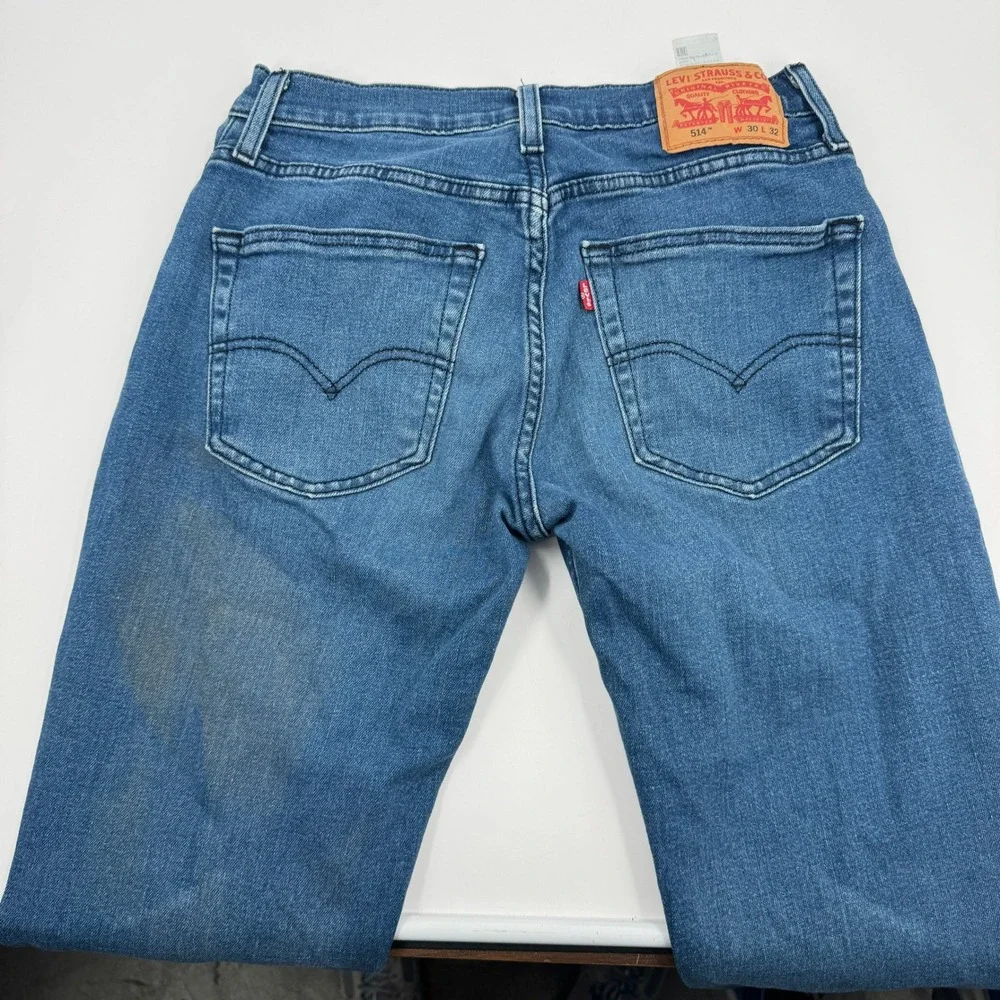 Levi's 514 Straight Fit Jeans Mens 30x32 Blue Medium Wash‎ Denim 00514-1285
